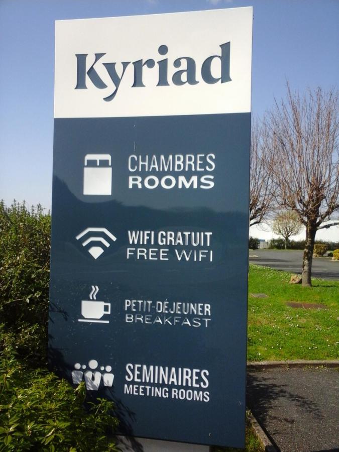 Kyriad Chateauroux - Saint-Maur Buitenkant foto